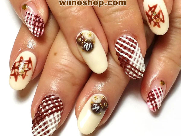 Chocolate Drizzle Nails