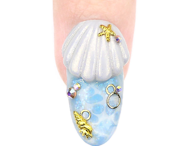 Opaline Seashell Nail