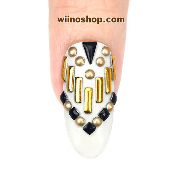 Studs Pattern Nail